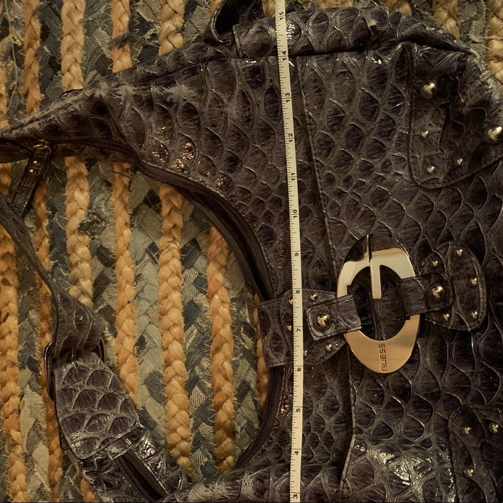 Guess shoulder bag